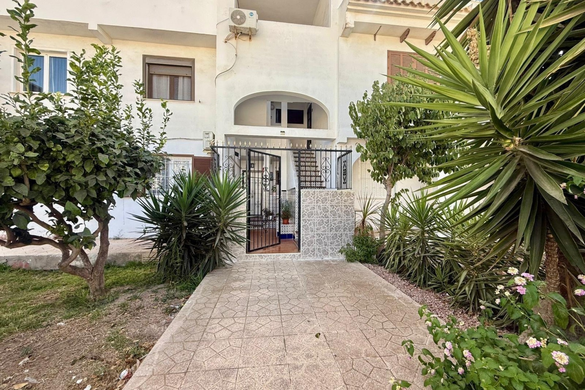 Herverkoop - Appartement / Flat -
Torrevieja - Calas blanca