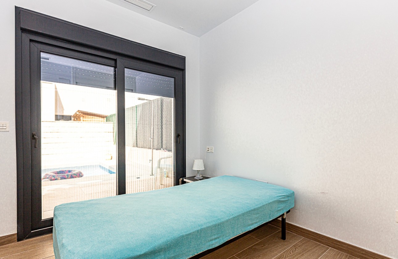 Herverkoop - Appartement / Flat -
Torrevieja - Center