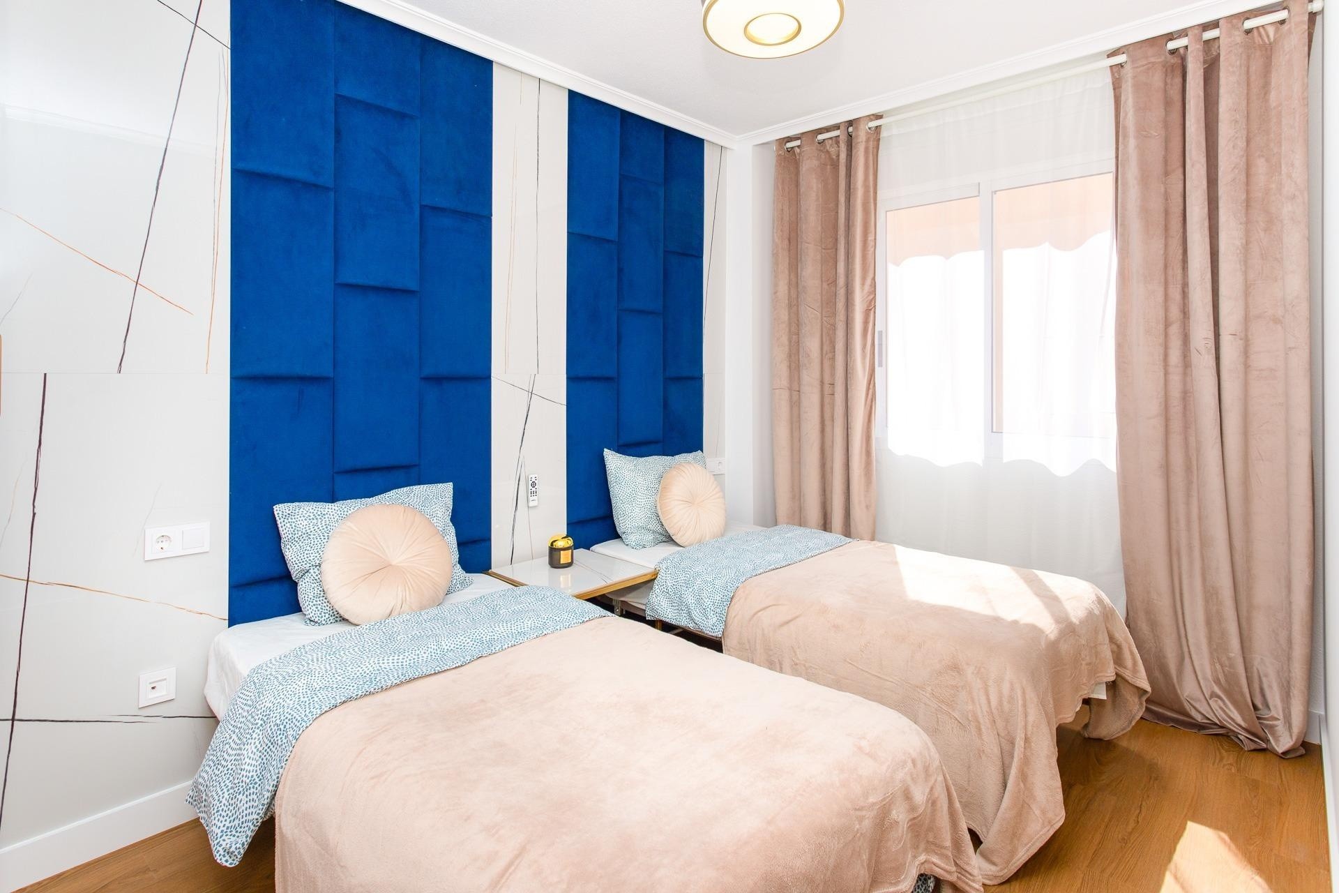 Herverkoop - Appartement / Flat -
Torrevieja - Center