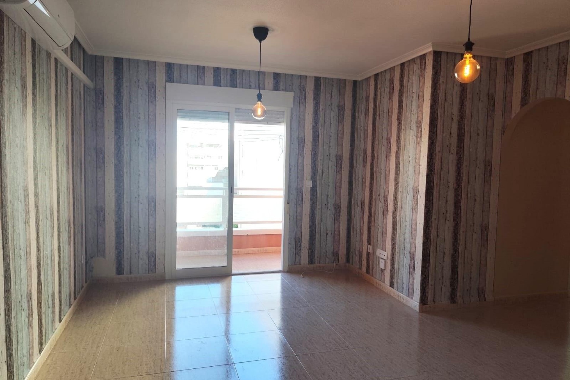 Herverkoop - Appartement / Flat -
Torrevieja - Center