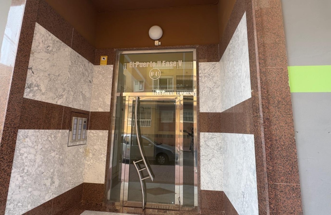 Herverkoop - Appartement / Flat -
Torrevieja - Center