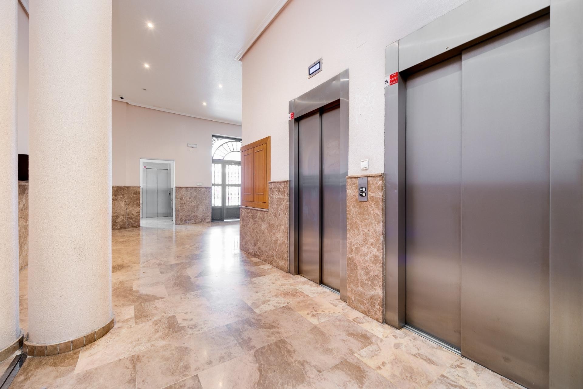 Herverkoop - Appartement / Flat -
Torrevieja - Center