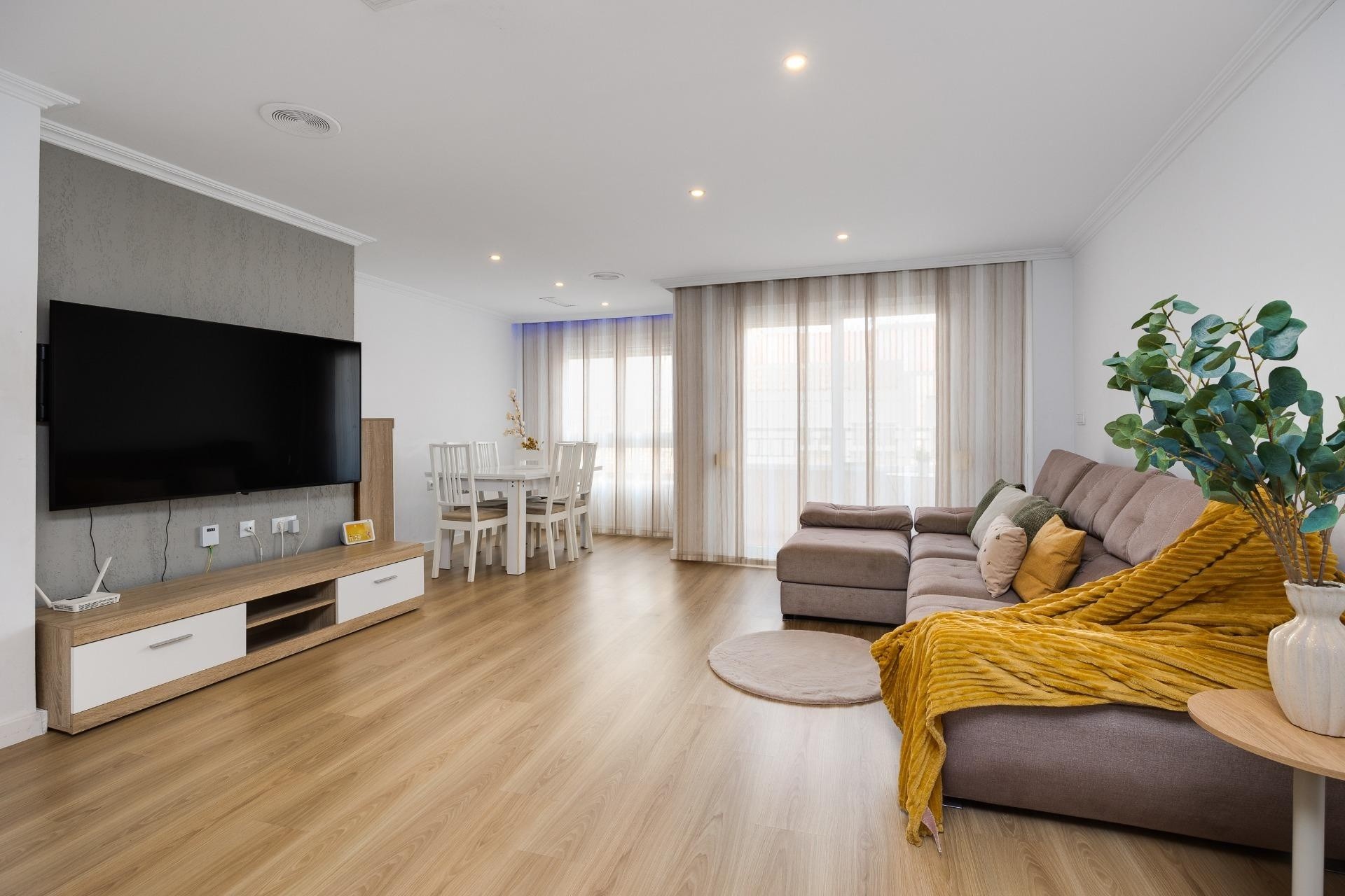 Herverkoop - Appartement / Flat -
Torrevieja - Center