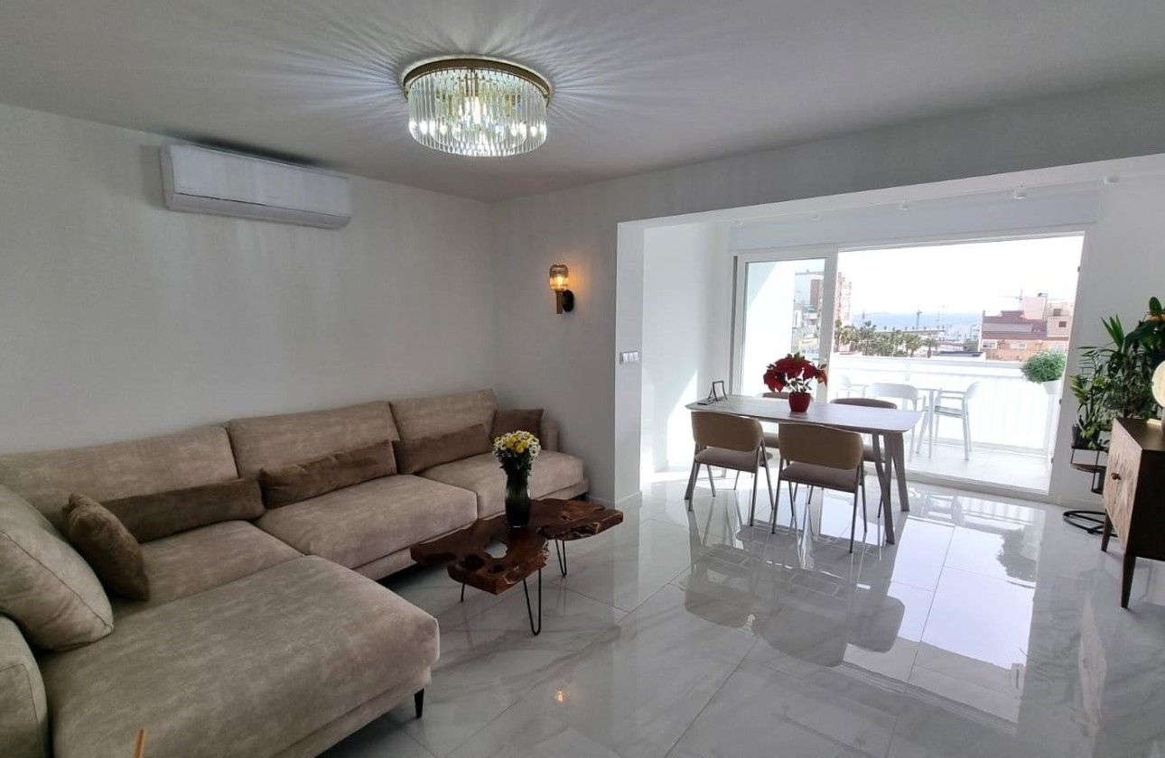 Herverkoop - Appartement / Flat -
Torrevieja - Center