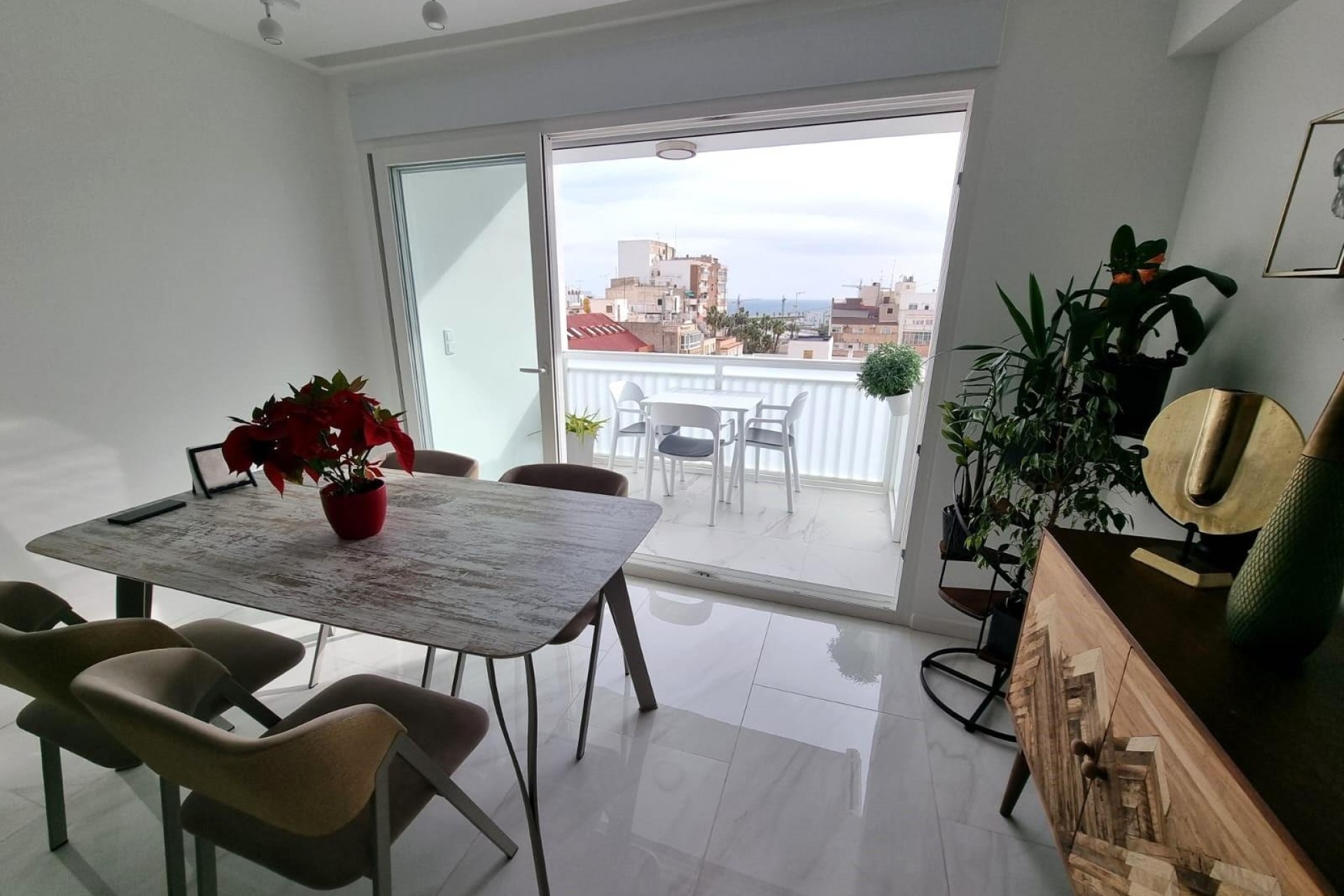 Herverkoop - Appartement / Flat -
Torrevieja - Center