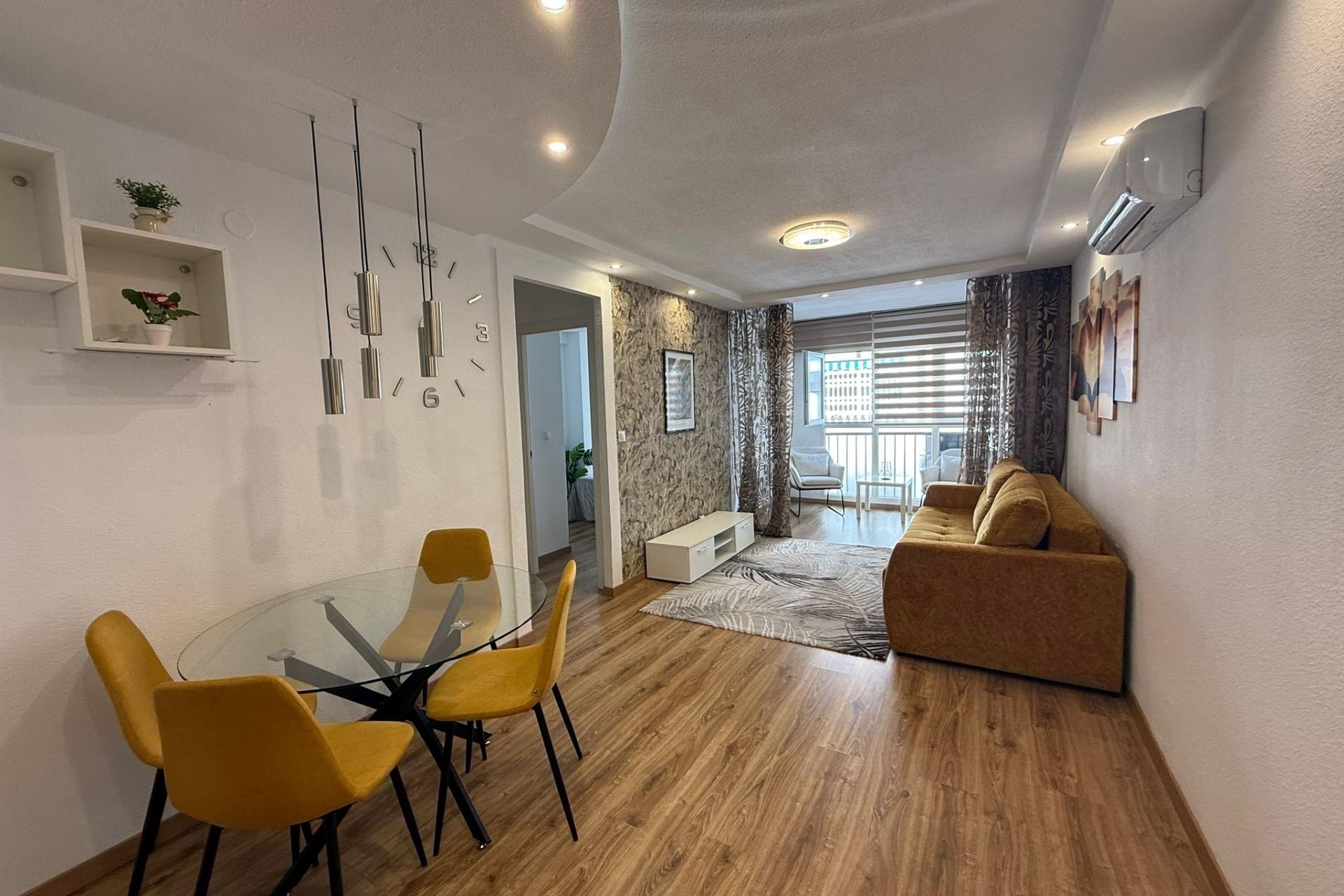 Herverkoop - Appartement / Flat -
Torrevieja - Center