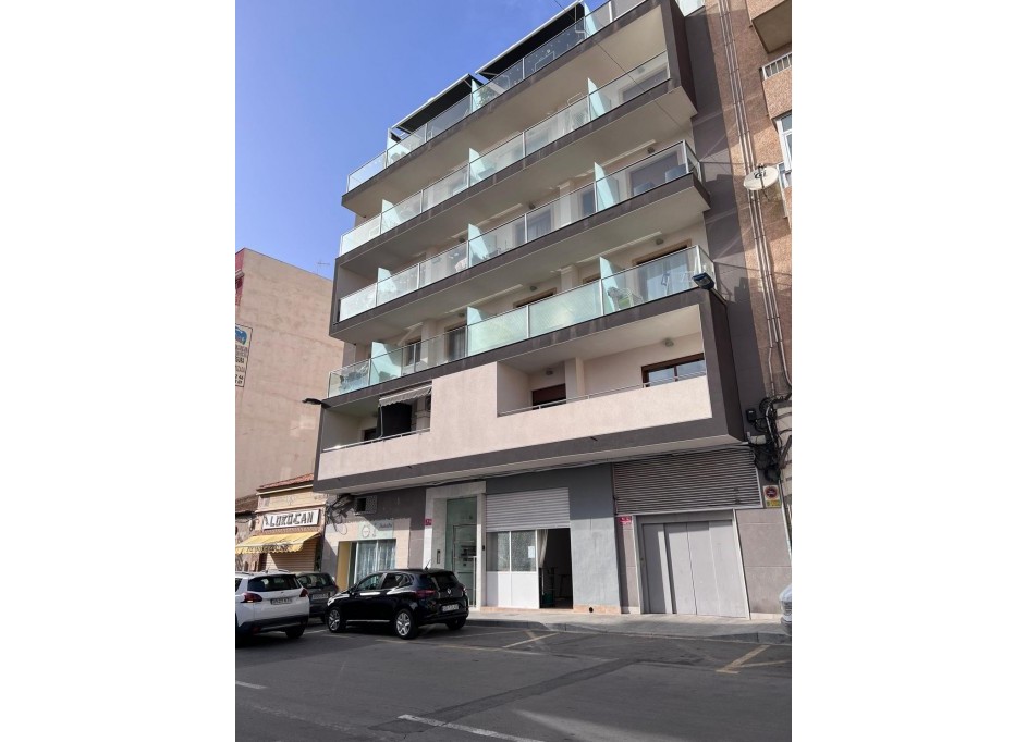 Herverkoop - Appartement / flat -
Torrevieja - Center