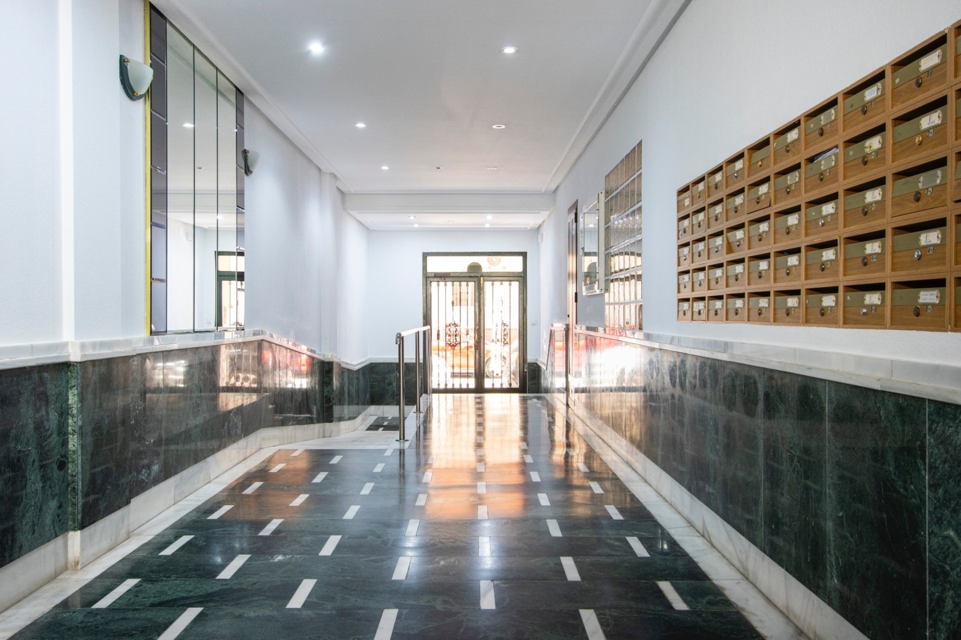 Herverkoop - Appartement / Flat -
Torrevieja - Center