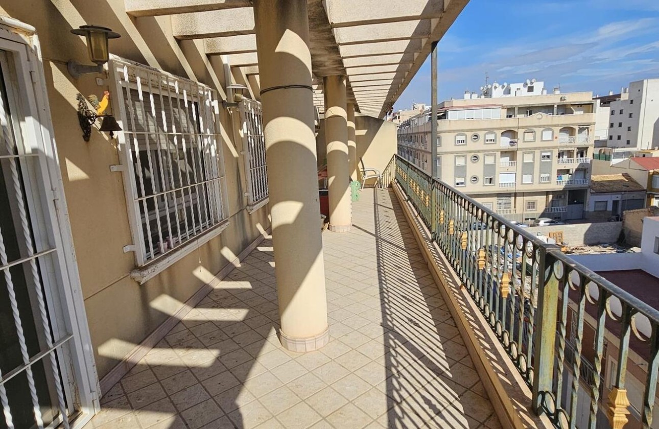 Herverkoop - Appartement / Flat -
Torrevieja - CENTRE