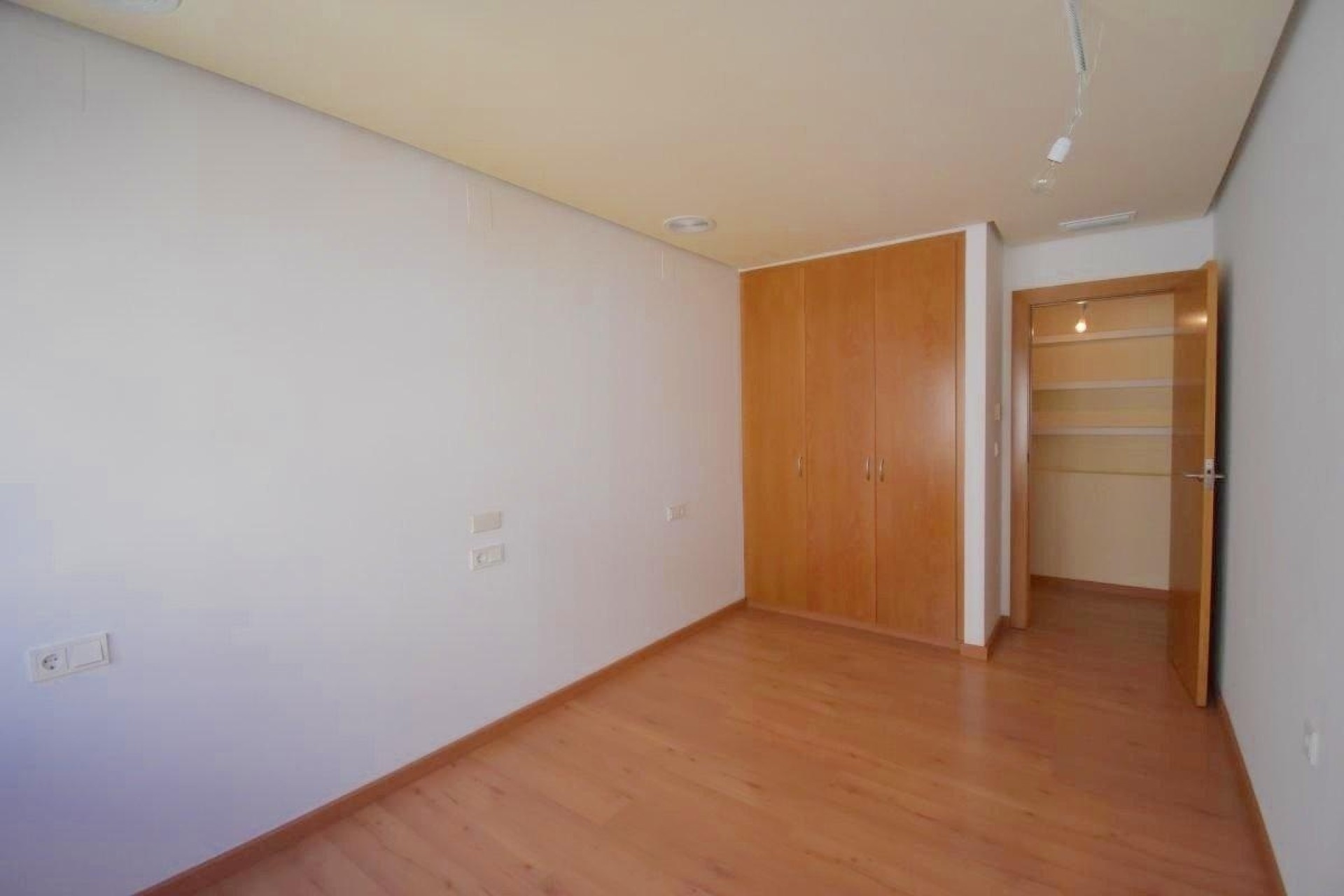 Herverkoop - Appartement / Flat -
Torrevieja - Centro - Muelle Pesquero