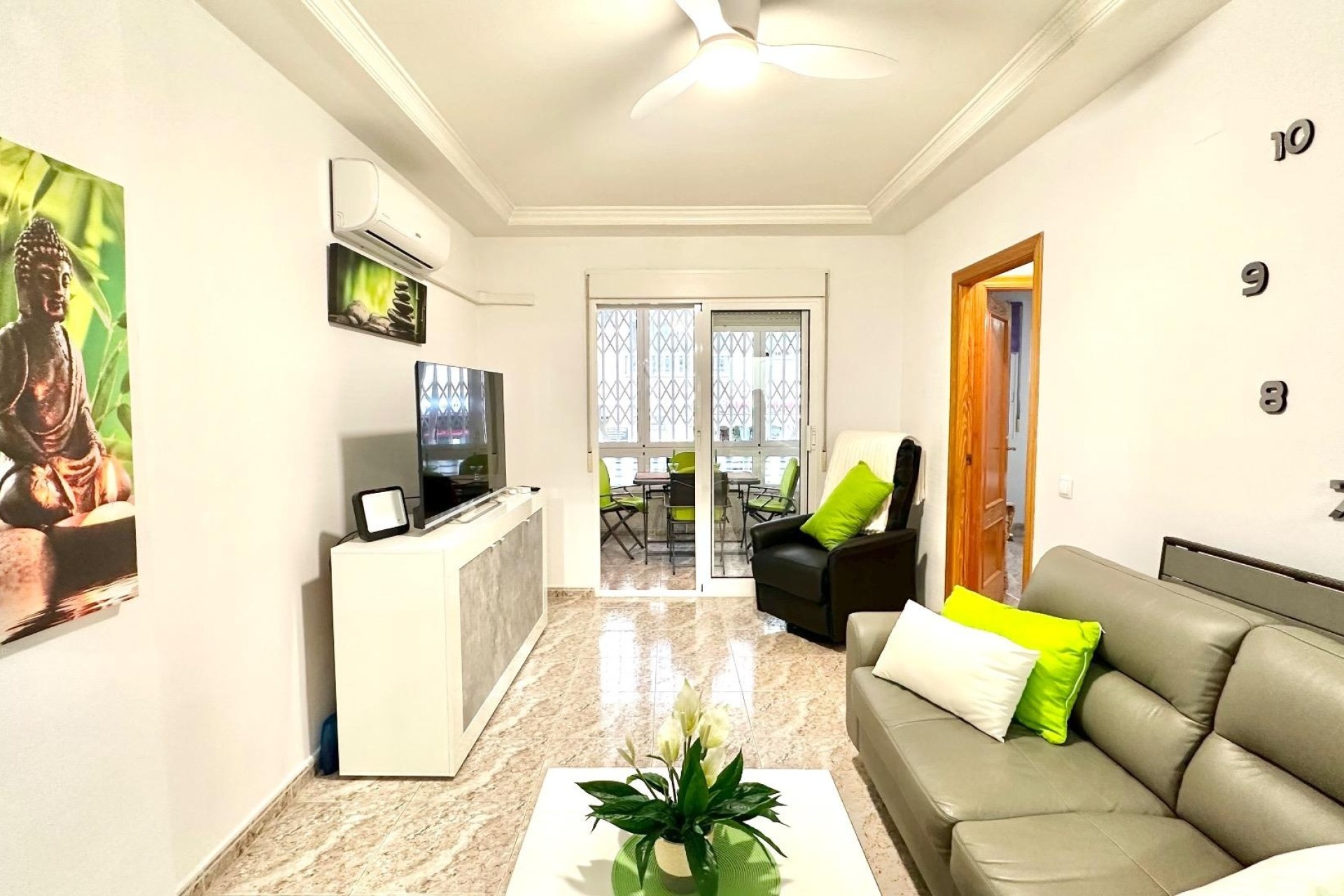 Herverkoop - Appartement / Flat -
Torrevieja - Centro