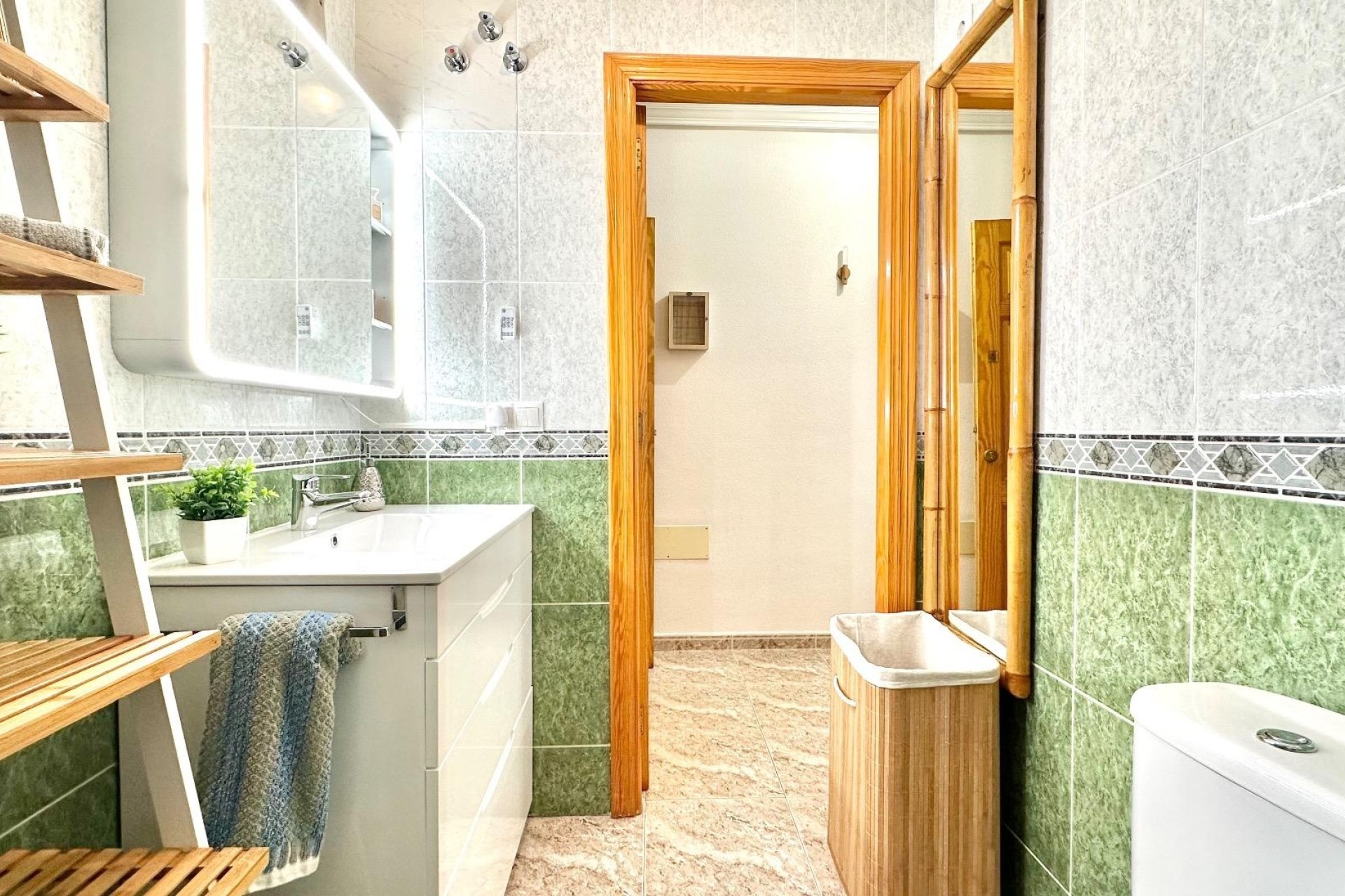 Herverkoop - Appartement / Flat -
Torrevieja - Centro