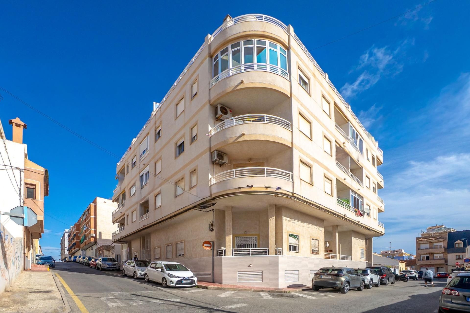 Herverkoop - Appartement / Flat -
Torrevieja - Centro