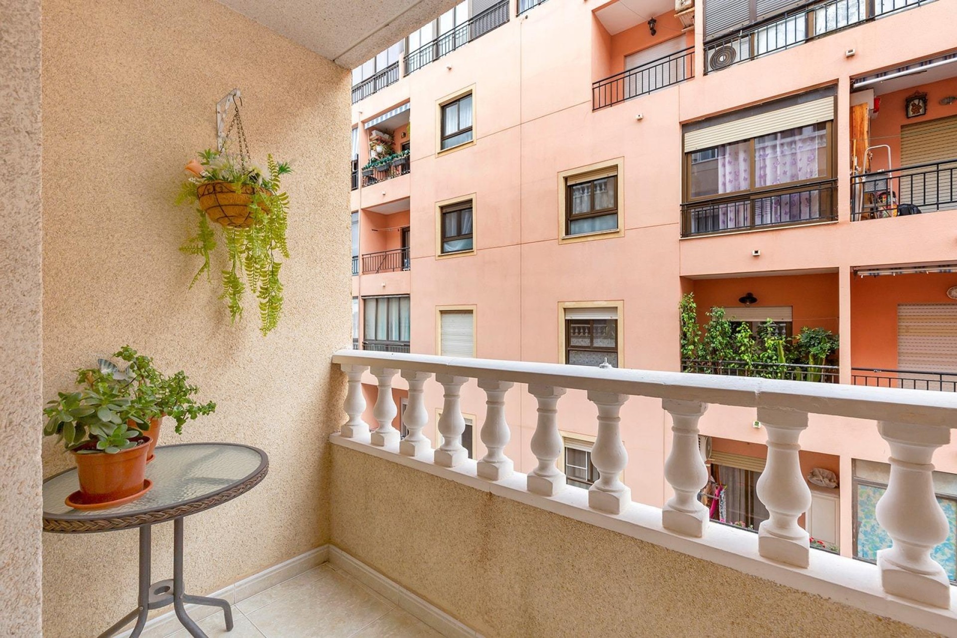 Herverkoop - Appartement / Flat -
Torrevieja - Centro