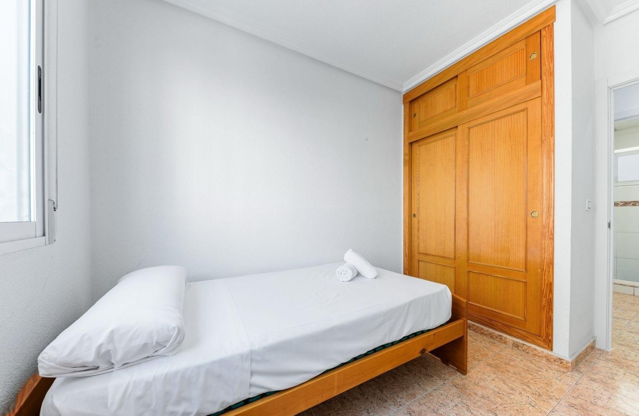 Herverkoop - Appartement / Flat -
Torrevieja - Centro