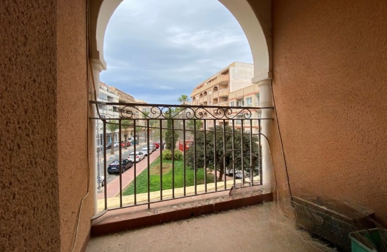 Herverkoop - Appartement / Flat -
Torrevieja - Costa Blanca