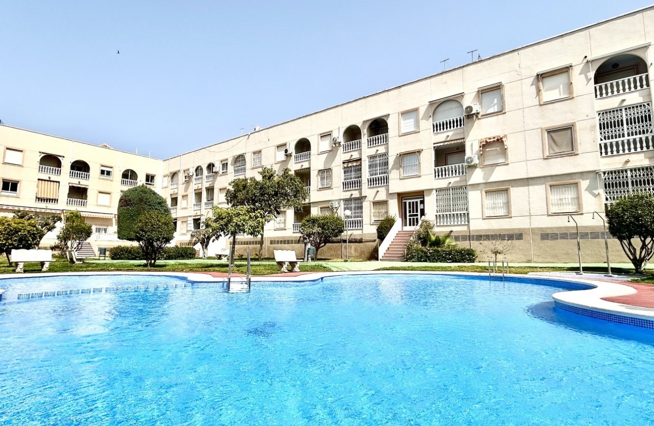 Herverkoop - Appartement / Flat -
Torrevieja - Costa Blanca