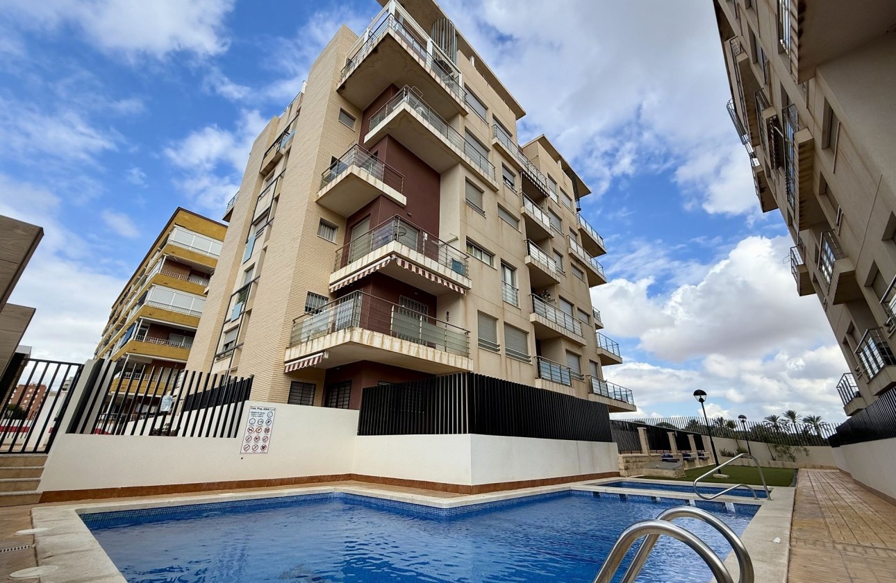 Herverkoop - Appartement / Flat -
Torrevieja - Costa Blanca