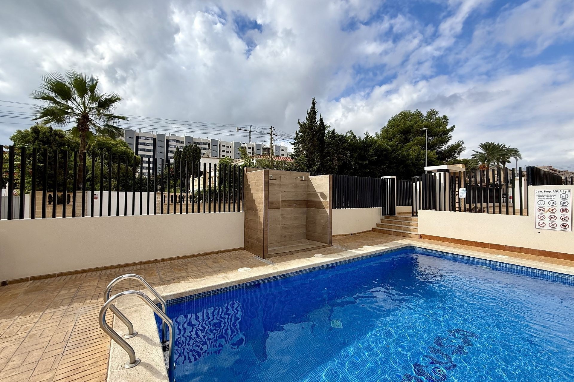 Herverkoop - Appartement / Flat -
Torrevieja - Costa Blanca