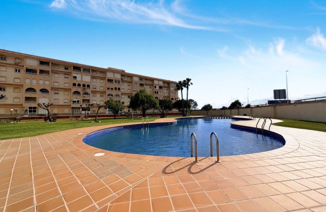 Herverkoop - Appartement / Flat -
Torrevieja - Costa Blanca