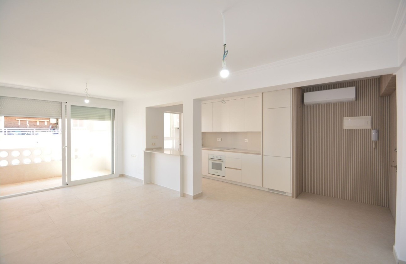 Herverkoop - Appartement / Flat -
Torrevieja - Costa Blanca