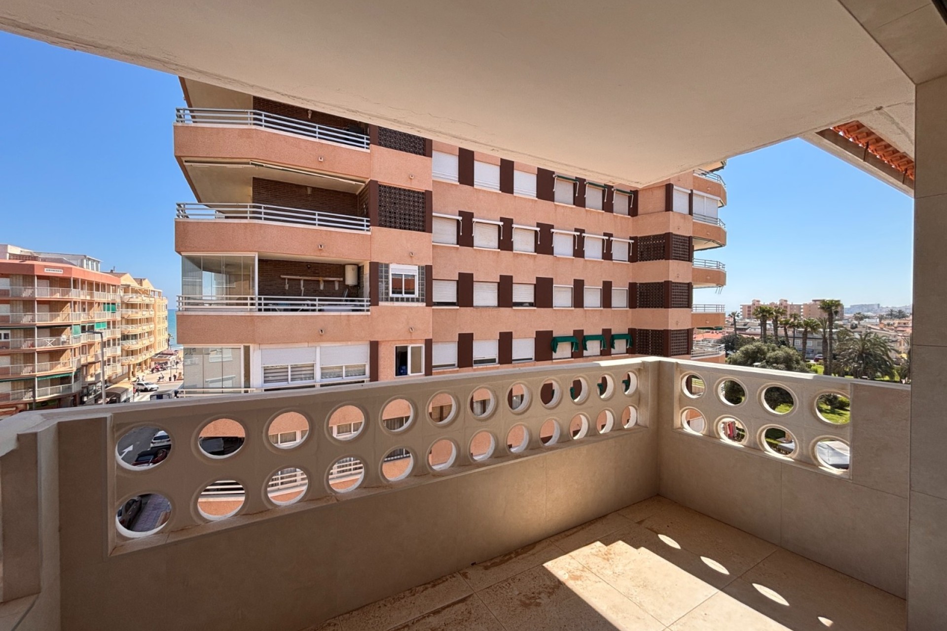 Herverkoop - Appartement / Flat -
Torrevieja - Costa Blanca