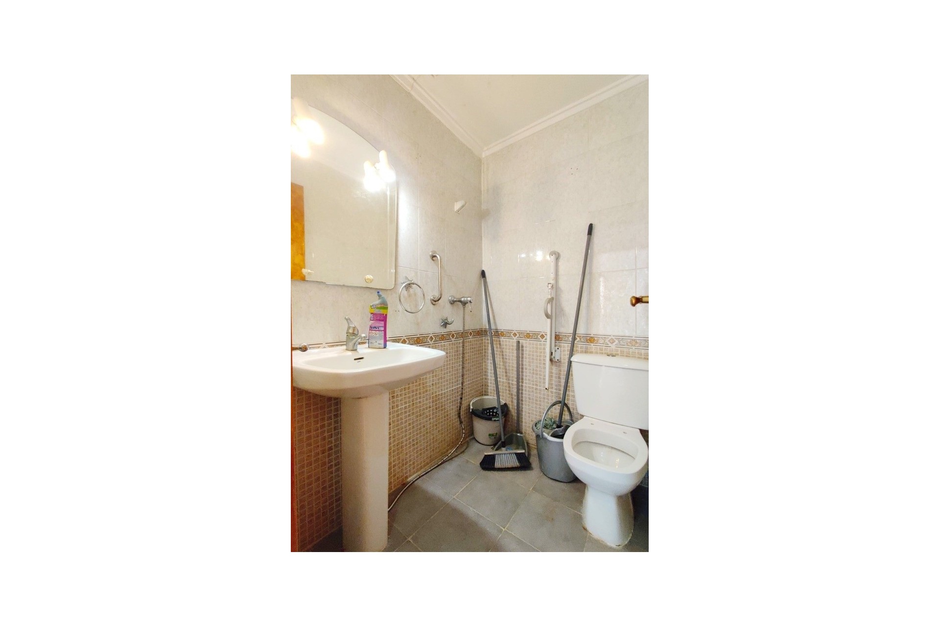 Herverkoop - Appartement / Flat -
Torrevieja - Costa Blanca
