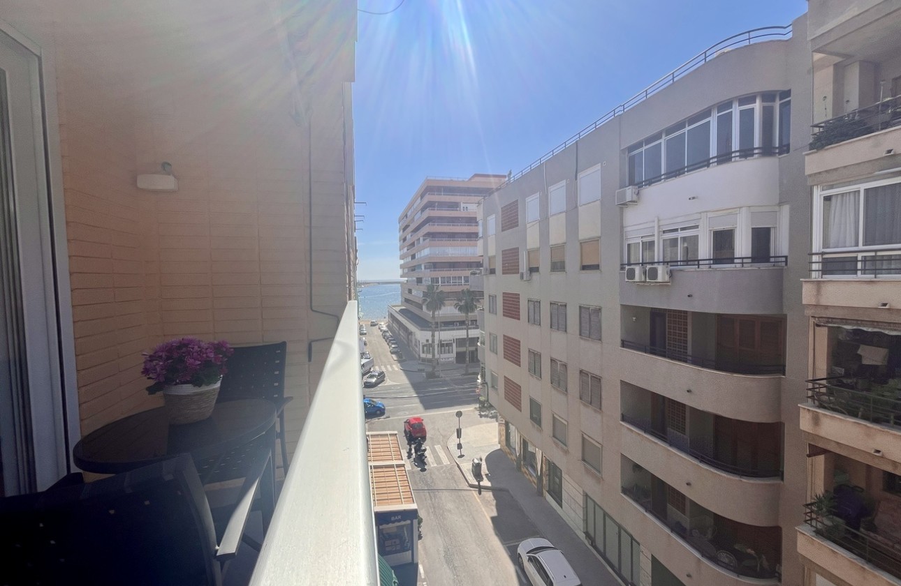 Herverkoop - Appartement / Flat -
Torrevieja - Costa Blanca