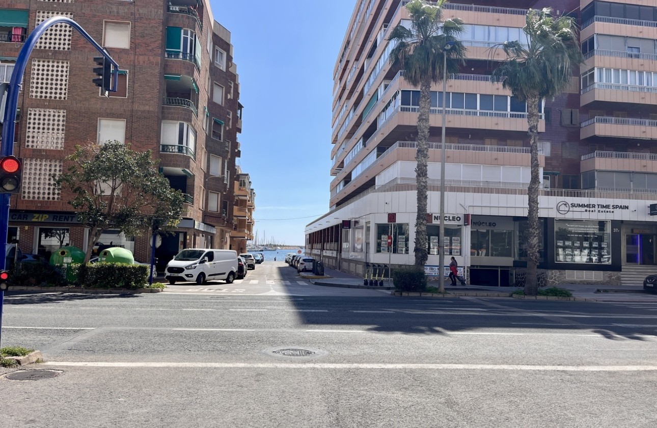Herverkoop - Appartement / Flat -
Torrevieja - Costa Blanca