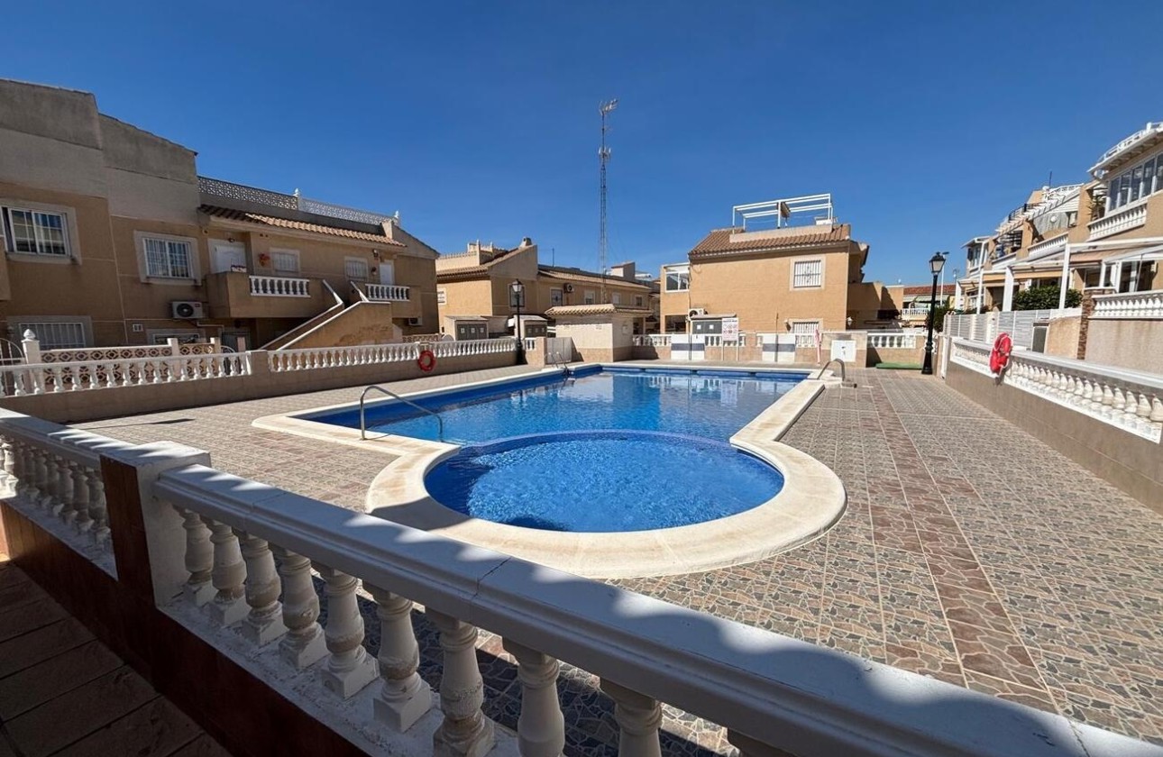 Herverkoop - Appartement / Flat -
Torrevieja - Costa Blanca