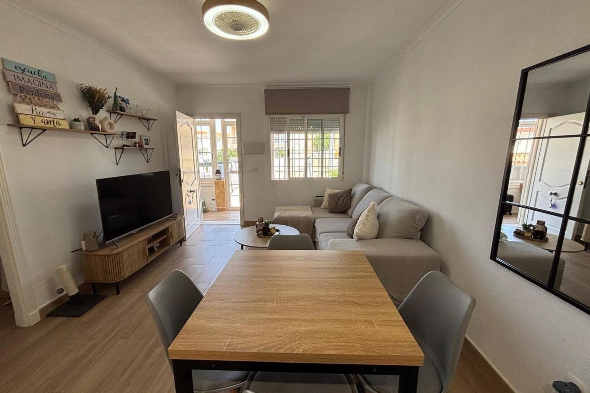 Herverkoop - Appartement / Flat -
Torrevieja - Costa Blanca