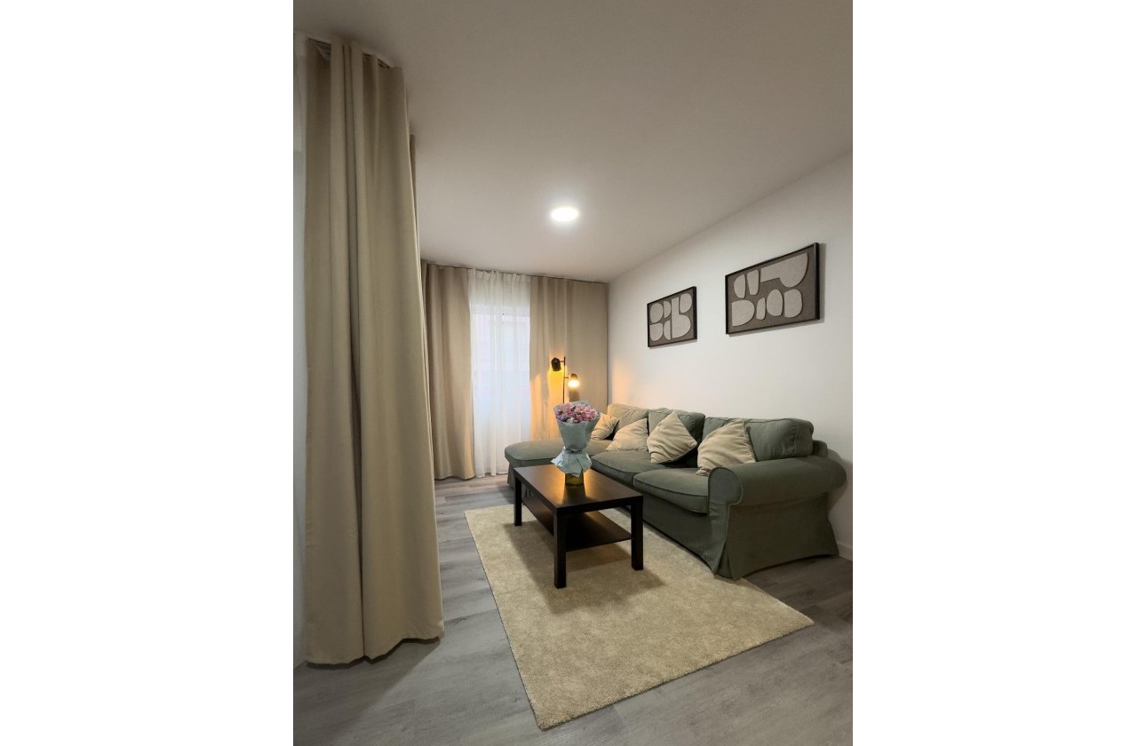 Herverkoop - Appartement / Flat -
Torrevieja - Curva del Palangre