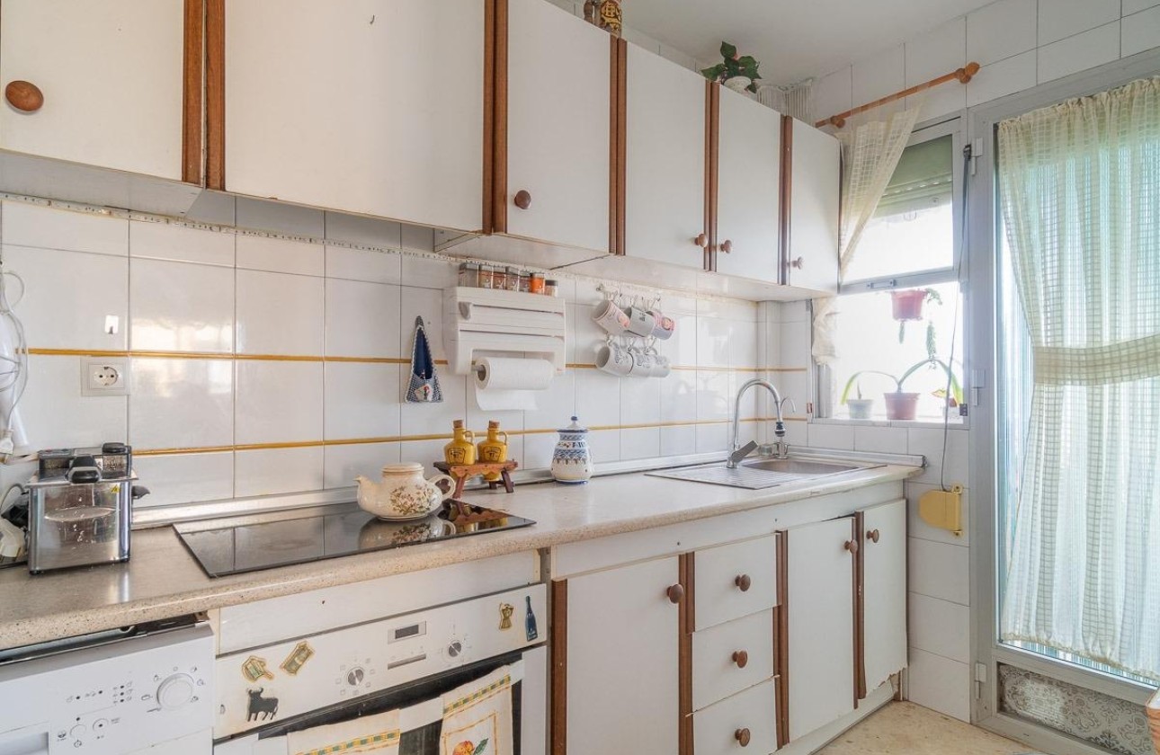 Herverkoop - Appartement / Flat -
Torrevieja - Curva del Palangre