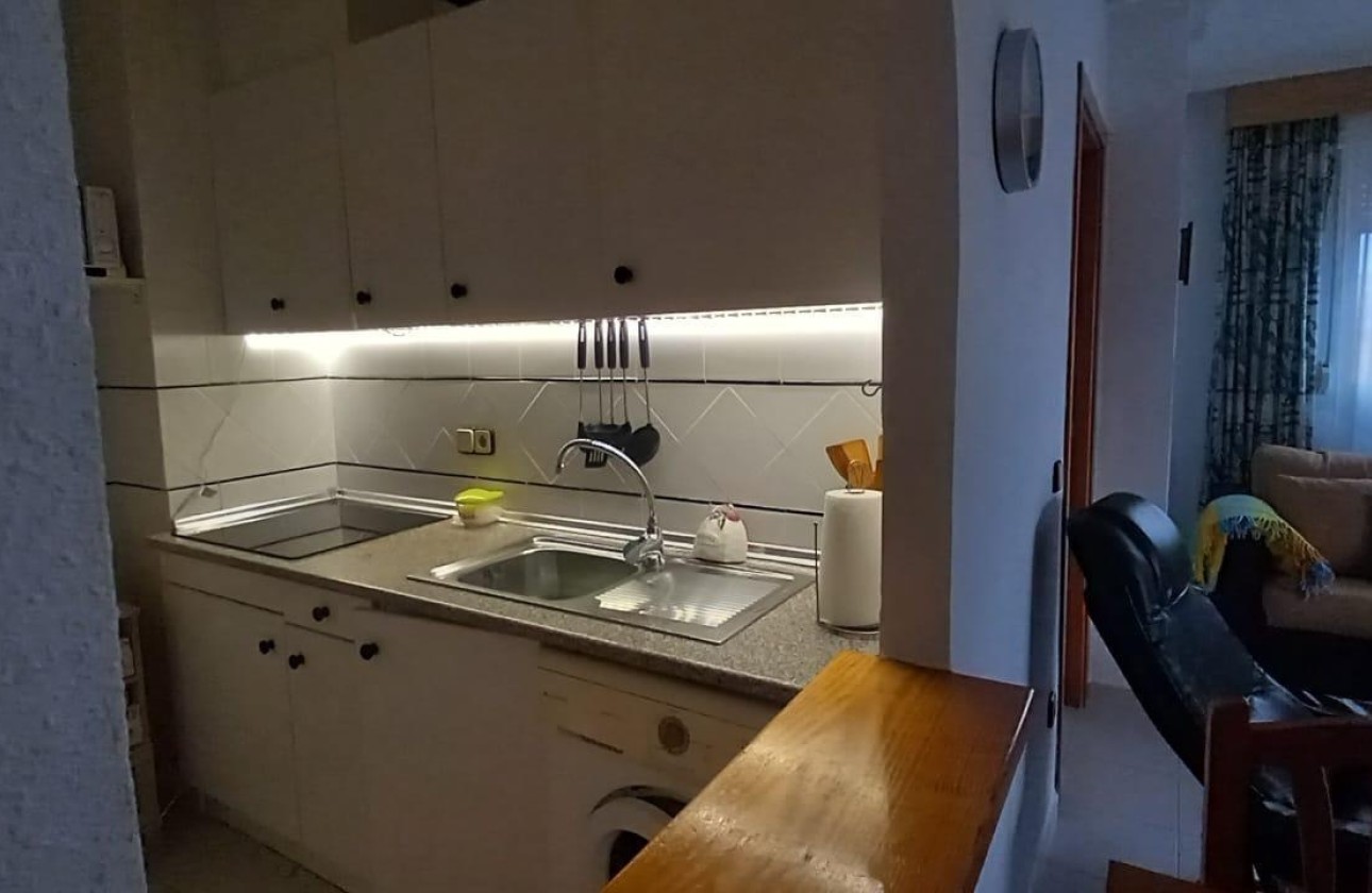 Herverkoop - Appartement / Flat -
Torrevieja - El Acequión - Los Náufragos