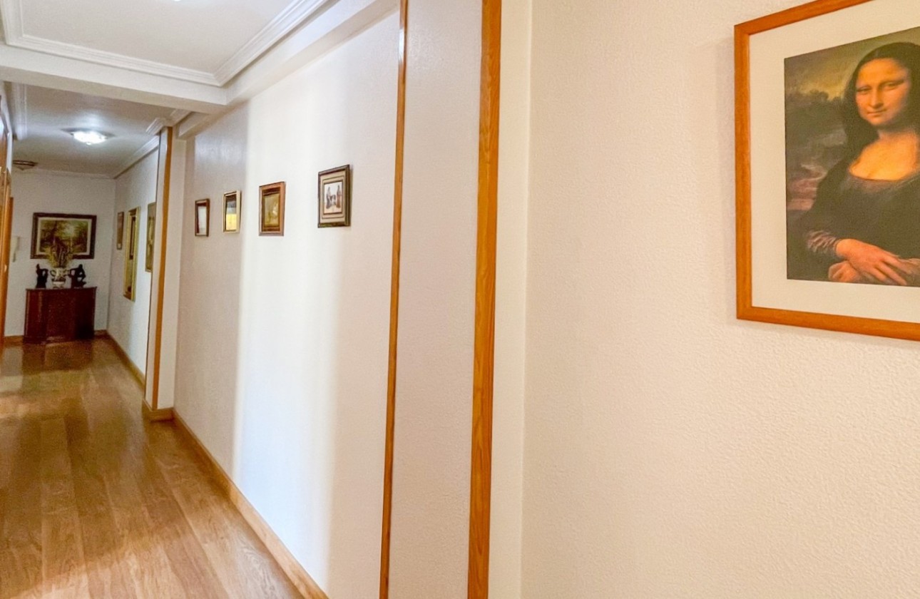 Herverkoop - Appartement / Flat -
Torrevieja - El Acequión - Los Náufragos