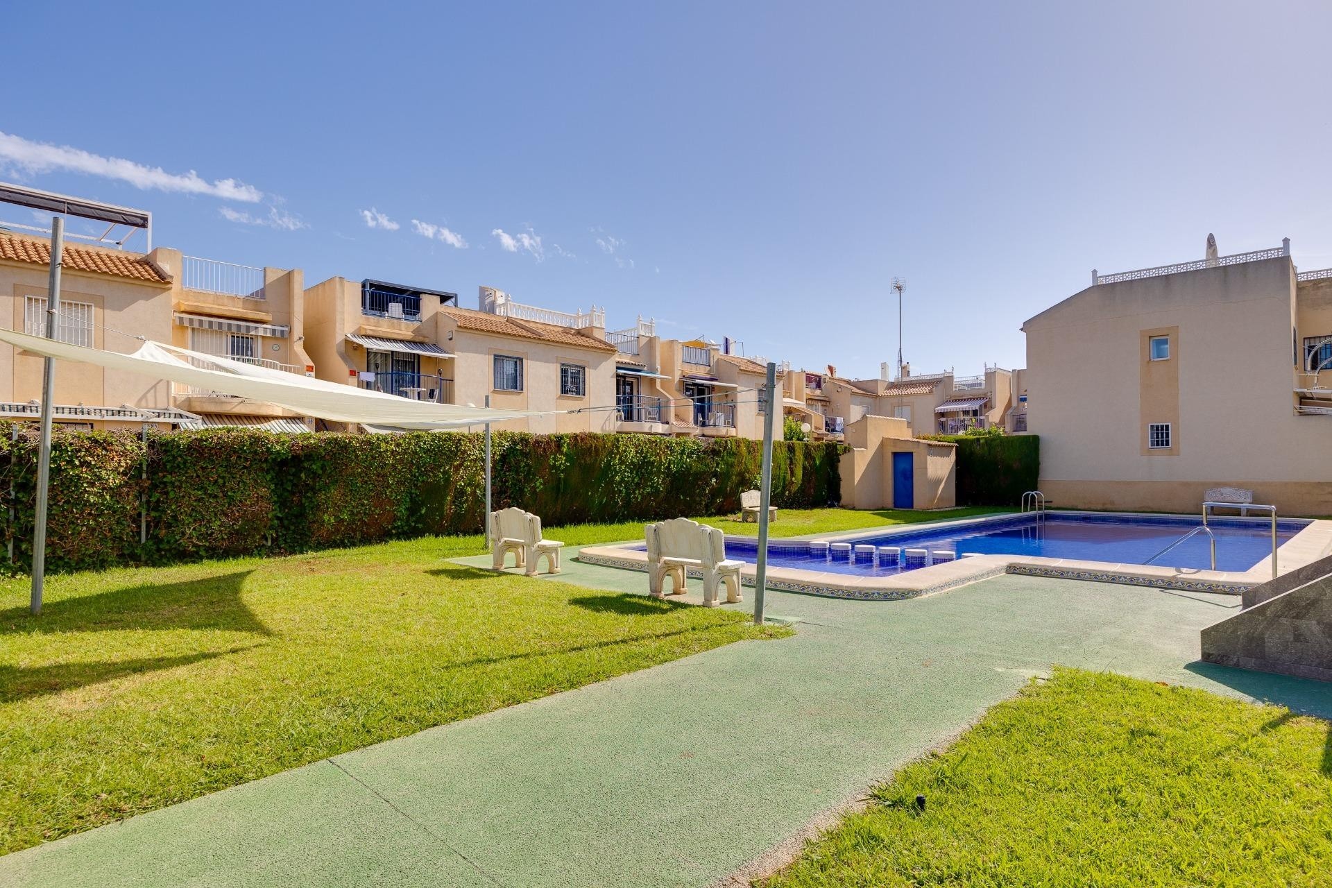Herverkoop - Appartement / Flat -
Torrevieja - El Chaparral