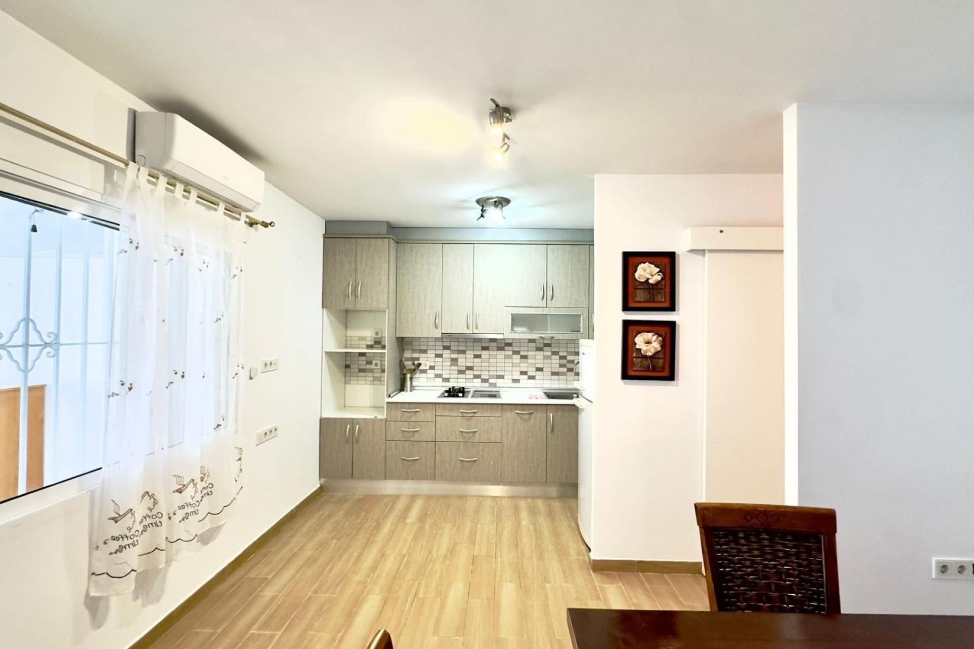 Herverkoop - Appartement / Flat -
Torrevieja - El limonar