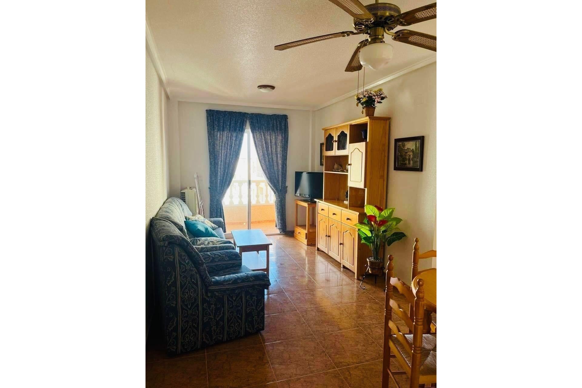 Herverkoop - Appartement / Flat -
Torrevieja - El molino