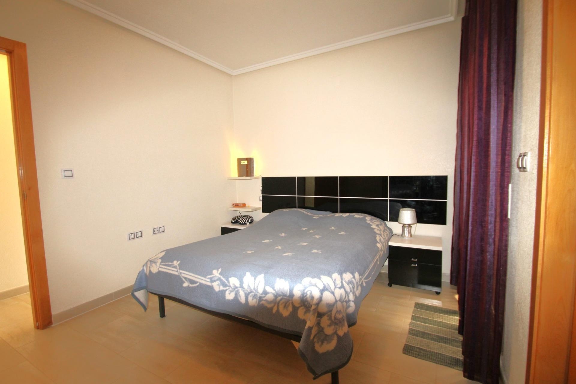 Herverkoop - Appartement / Flat -
Torrevieja - El molino