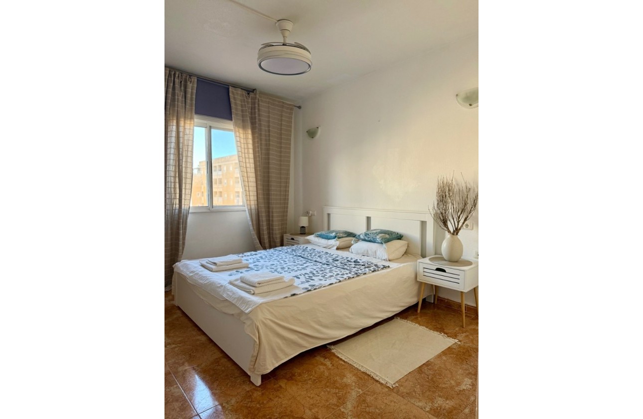 Herverkoop - Appartement / Flat -
Torrevieja - El molino