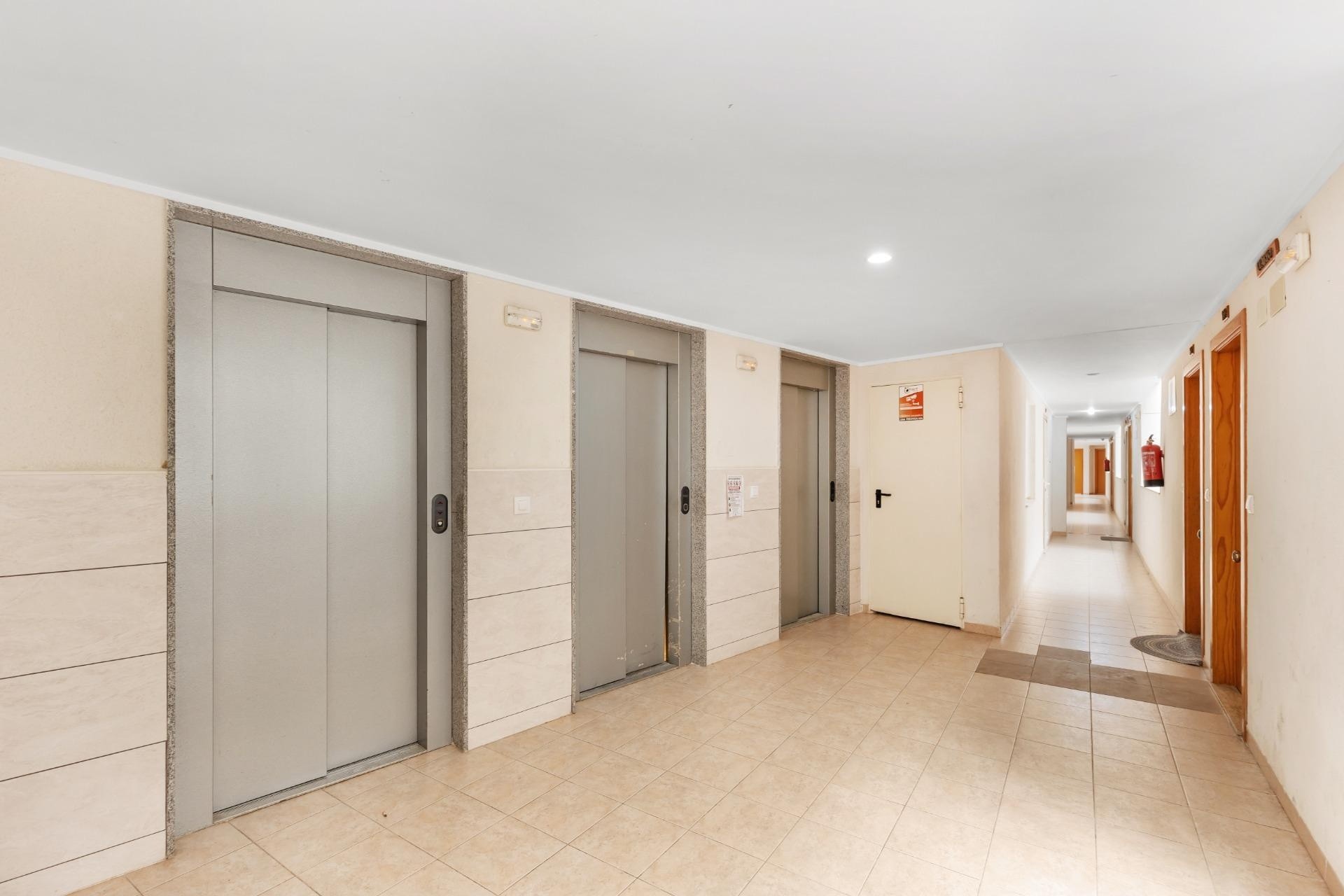 Herverkoop - Appartement / Flat -
Torrevieja - El molino