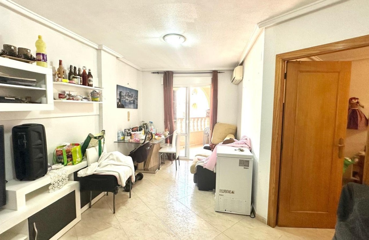 Herverkoop - Appartement / Flat -
Torrevieja - Estacion de autobuses