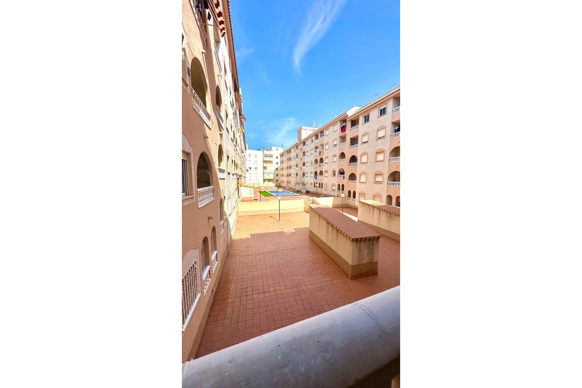 Herverkoop - Appartement / Flat -
Torrevieja - Estacion de autobuses