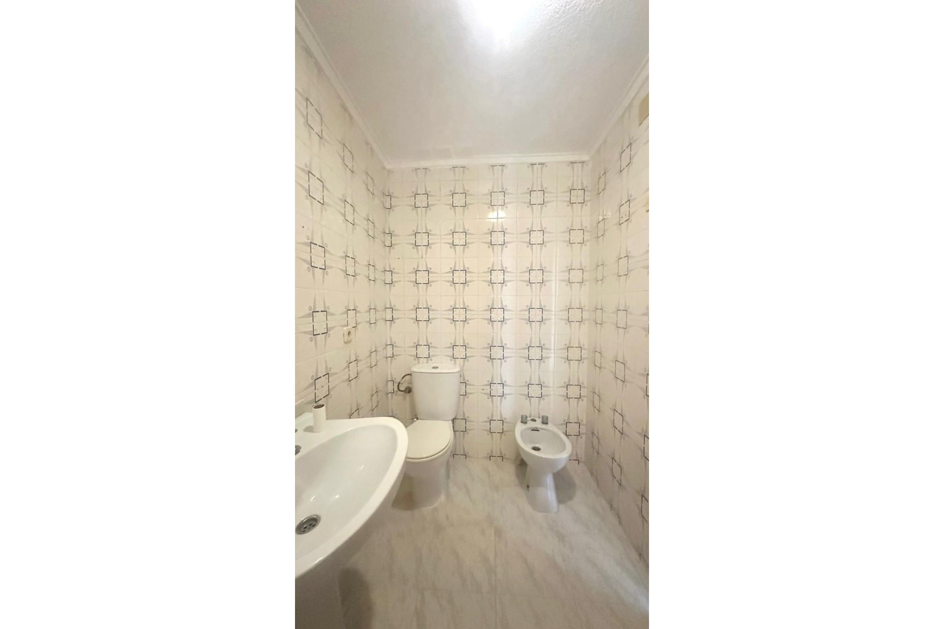 Herverkoop - Appartement / Flat -
Torrevieja - Estacion de autobuses