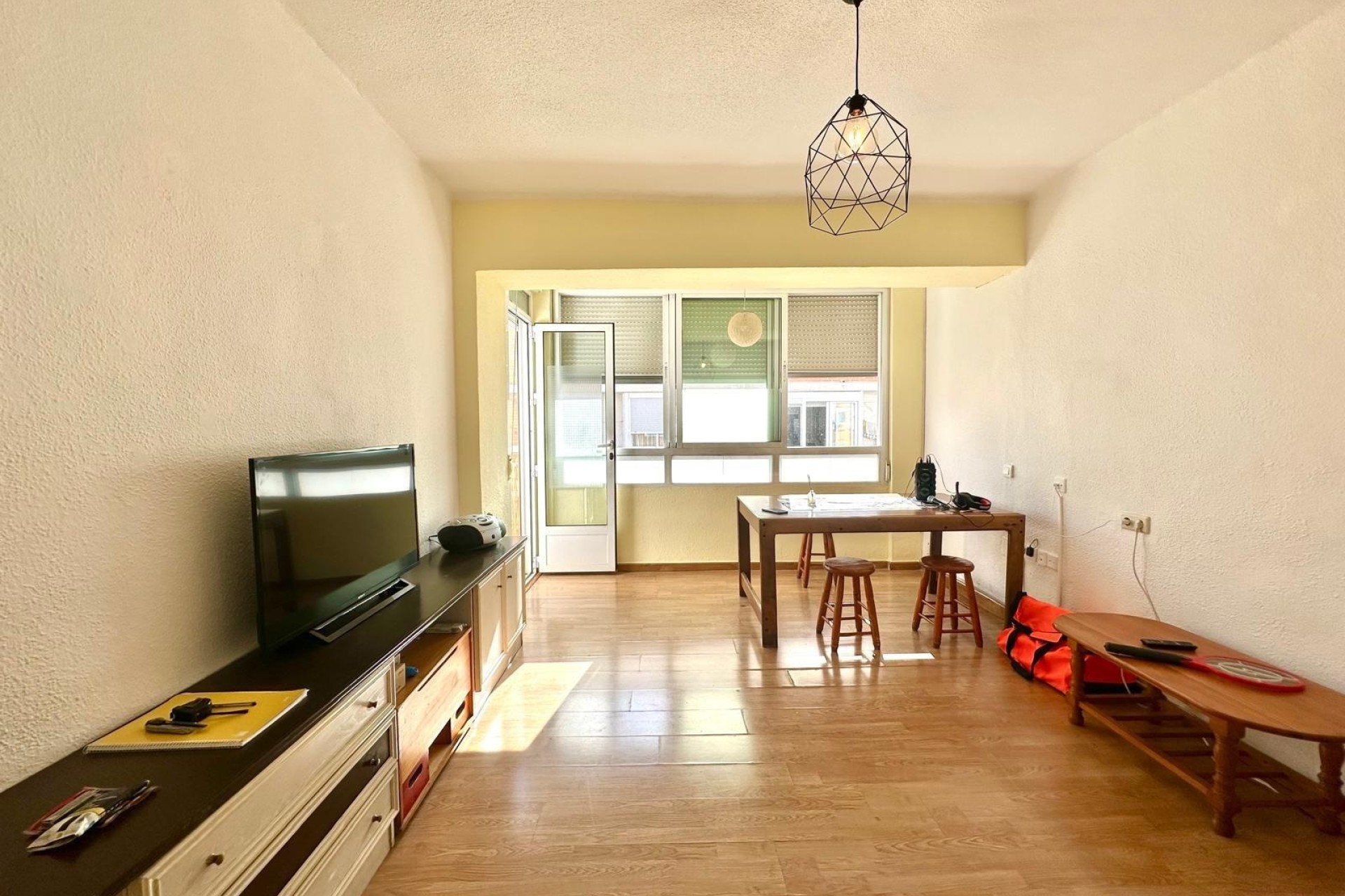 Herverkoop - Appartement / Flat -
Torrevieja - Estacion de autobuses