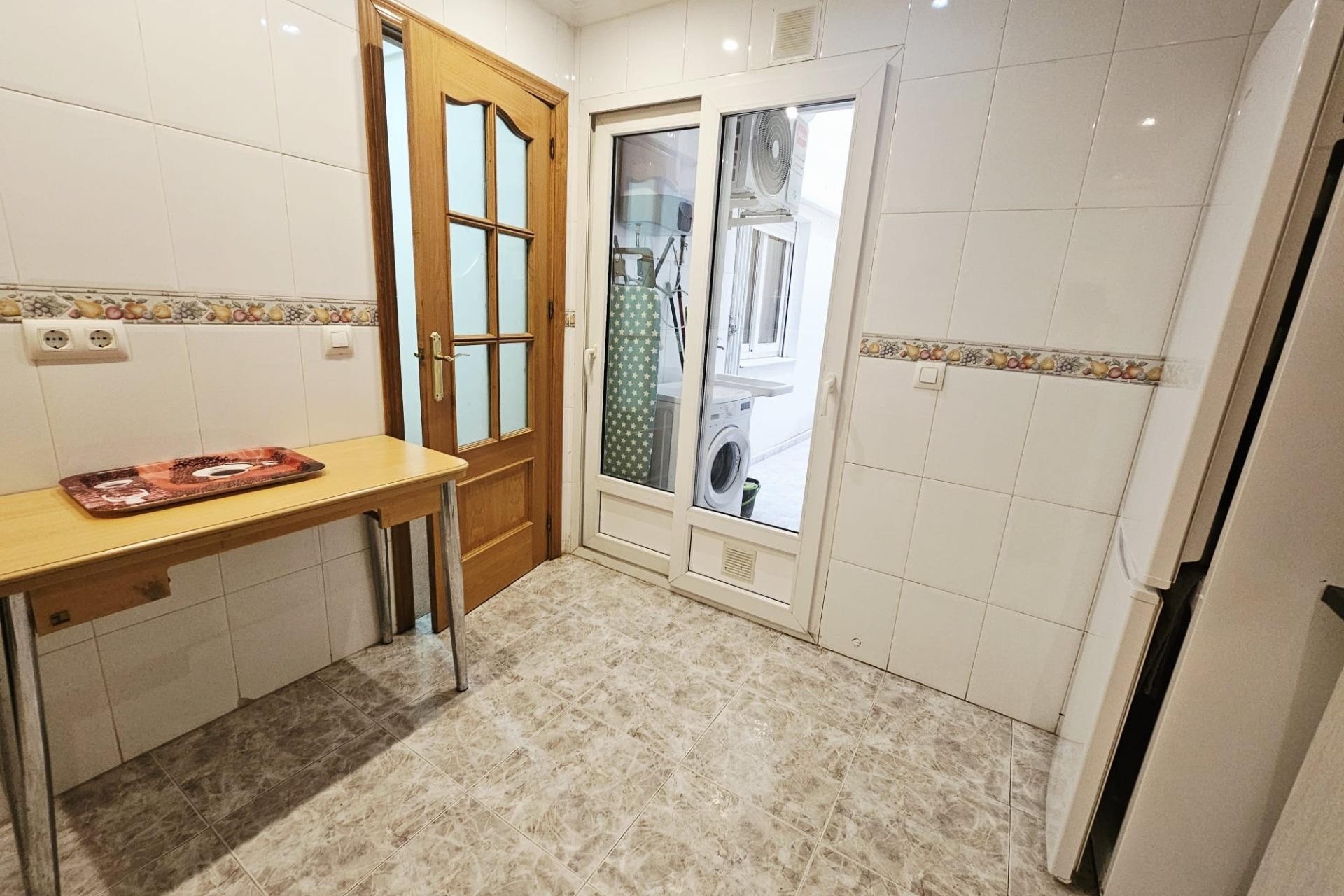 Herverkoop - Appartement / Flat -
Torrevieja - Estacion de autobuses