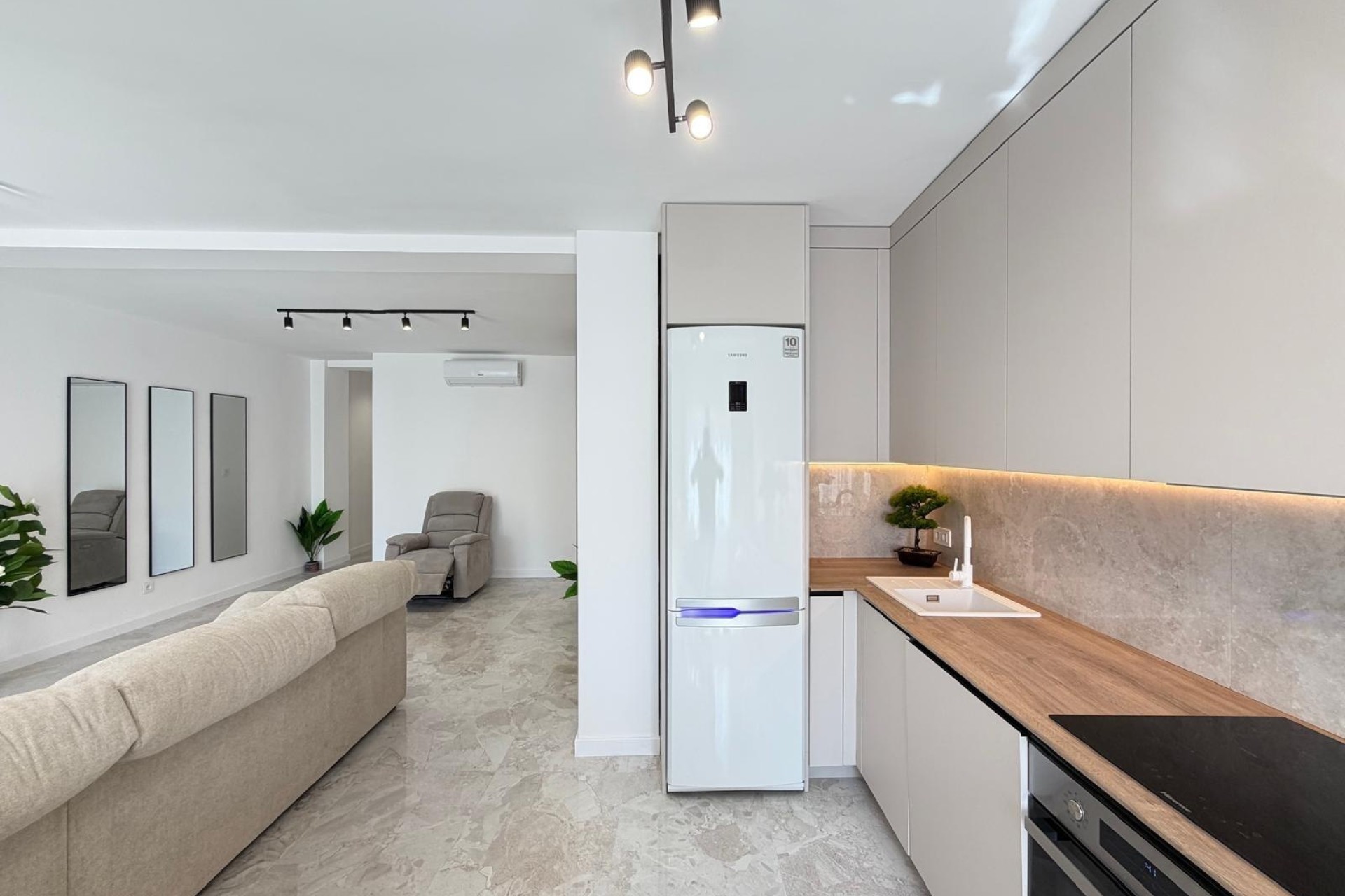 Herverkoop - Appartement / Flat -
Torrevieja - Estacion de autobuses