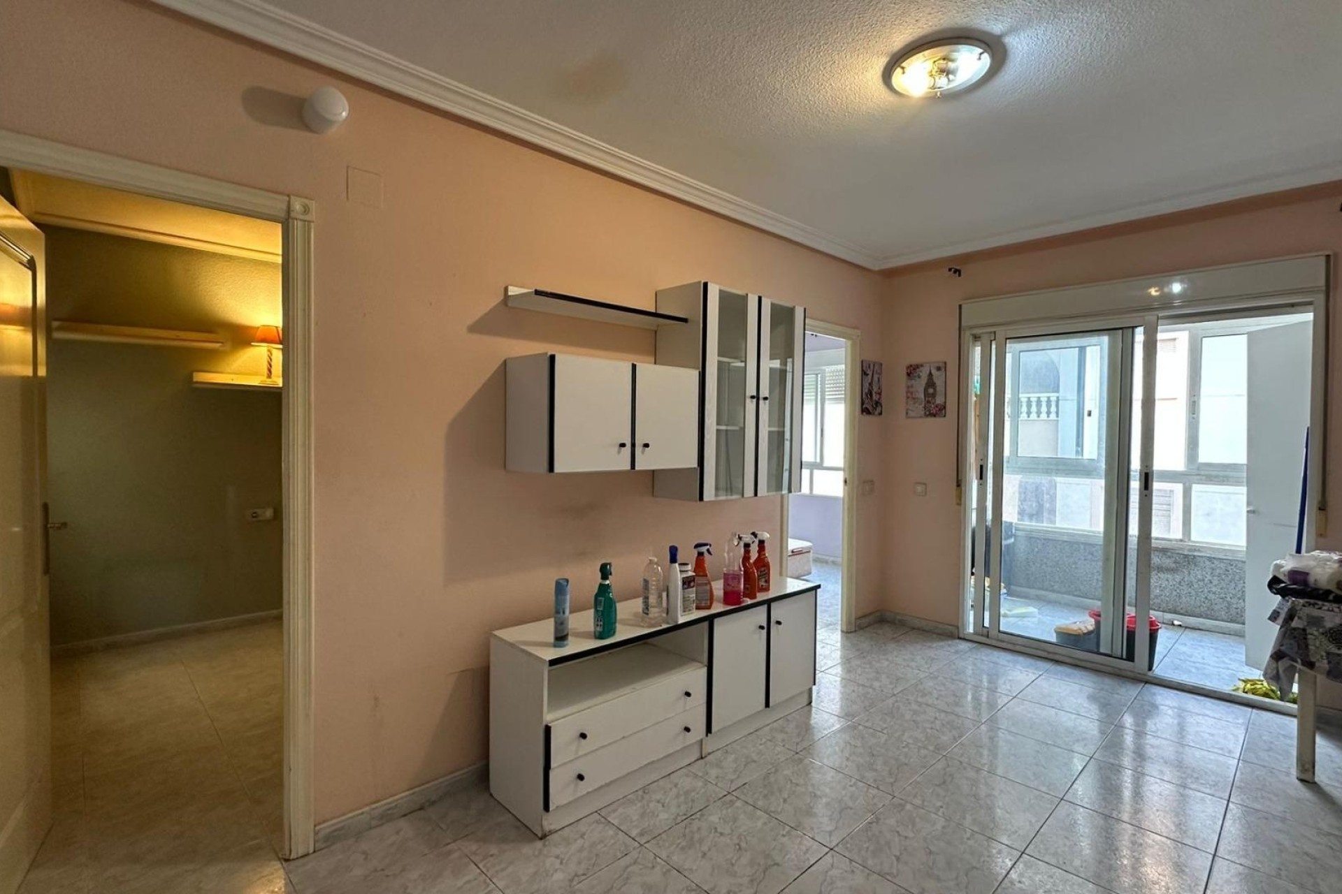Herverkoop - Appartement / Flat -
Torrevieja - Estacion de autobuses