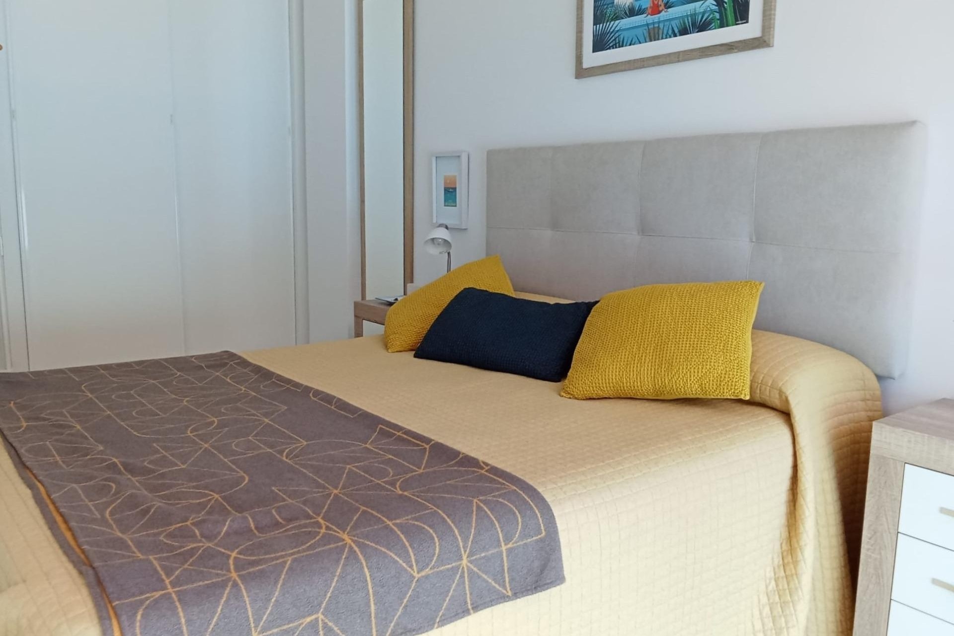 Herverkoop - Appartement / Flat -
Torrevieja - Estacion de autobuses