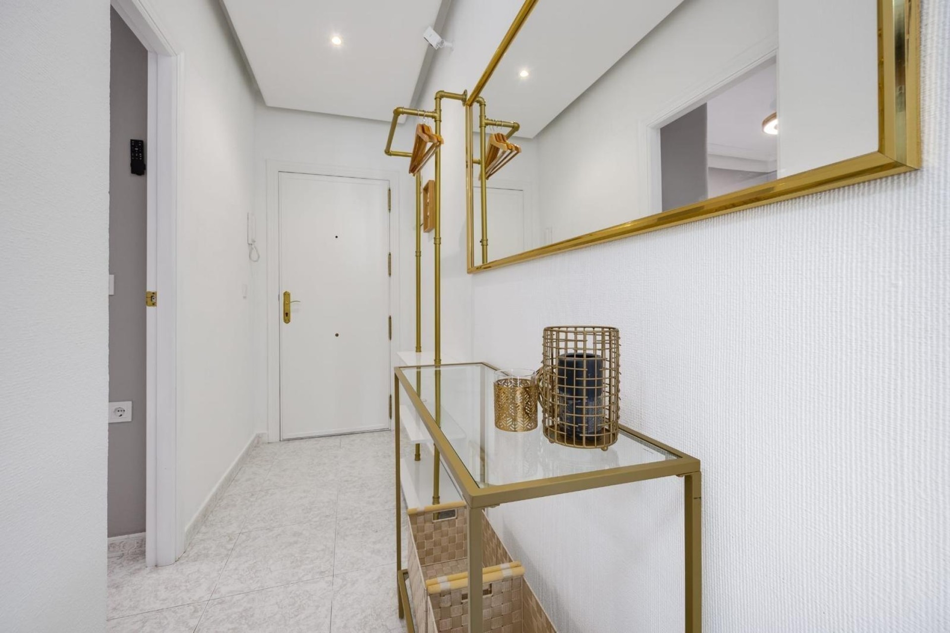 Herverkoop - Appartement / Flat -
Torrevieja - Estacion de autobuses